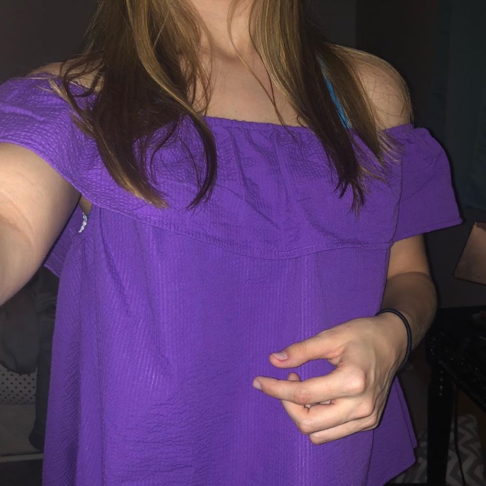 Off shoulder LG Tie back top